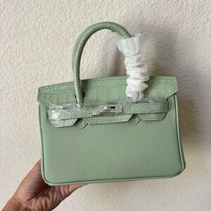Mint Green Touch Croc Mini 20 BK Lock Key Doctor's Bag Satchel Crossbody R3